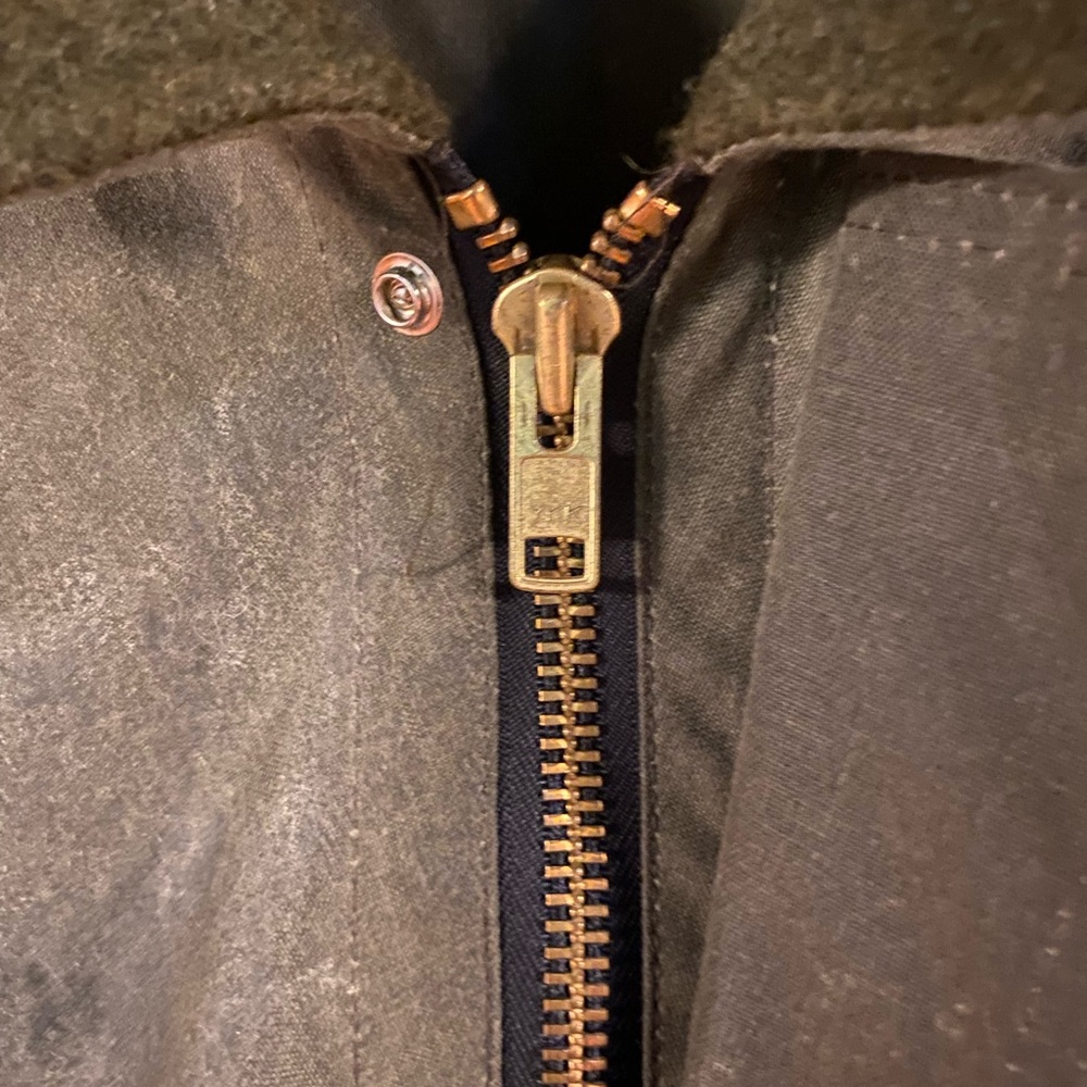Filson Waxed Field Jacket - Picture 3 of 4